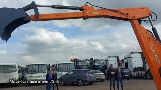 Экскаватор-погрузчик UMG TLB827
