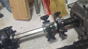 Polaris Widetrak LX  валы, КПП, втулки