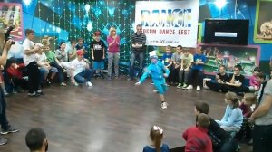 Break Dance Battle #2 на Forum Dance Fest Day 3 - Бондаренко Коля VS Черноус Даня