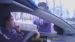Гаишники очкуют общаться с умными водителями ДПС видео 2015