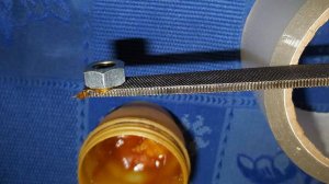 Как закрутить гайку в труднодоступном месте