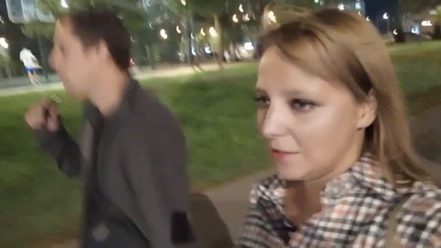 Влог, прогулка у дома, всех поздравляю с 3 сентября, ряб смотреть онлайн