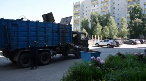 Мусоровоз КО-415А на шасси КамАЗ-53213 (Х 006 НЕ 22)