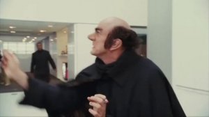 Колдун Гаргамель превратил старуху в молодую