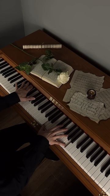 Call of Silence X BETSY PIANO #aesthetic #betsypiano #betsydeskpiano смотреть онлайн