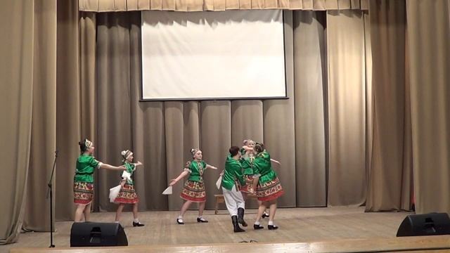 5 девок один я смотреть онлайн