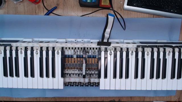 Ремонт простреливающей клавиши в цифровом пианино CASIO