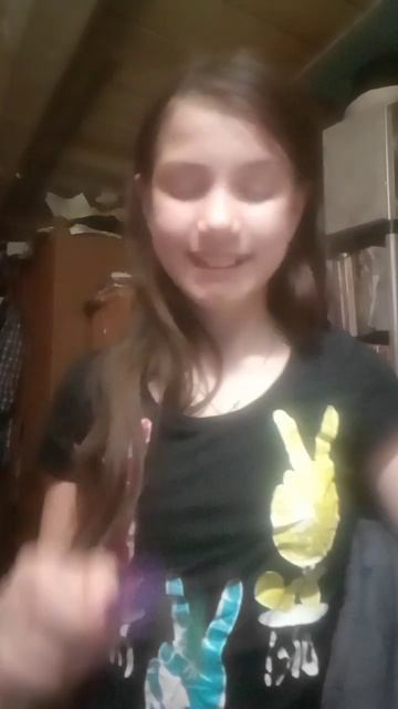На нарисовала фиксая и лук батун.❤️♥️😎 смотреть онлайн