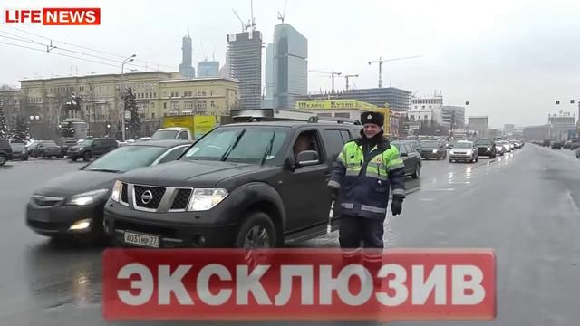 Илью Резника отпустили после нарушения на дороге!!! смотреть онлайн