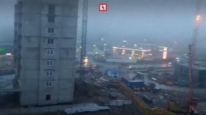 Упал башенный кран