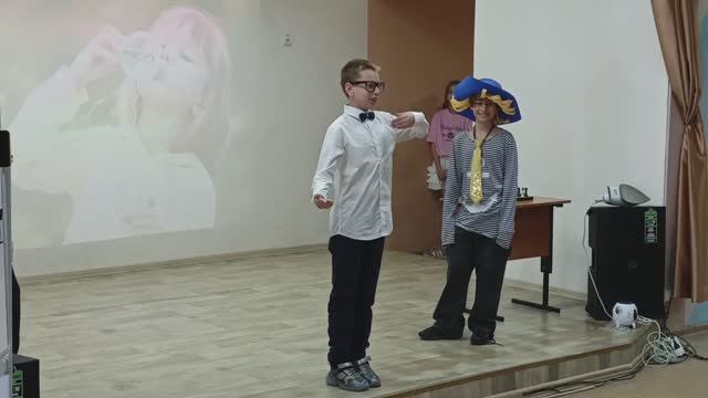 Знайка смотреть онлайн