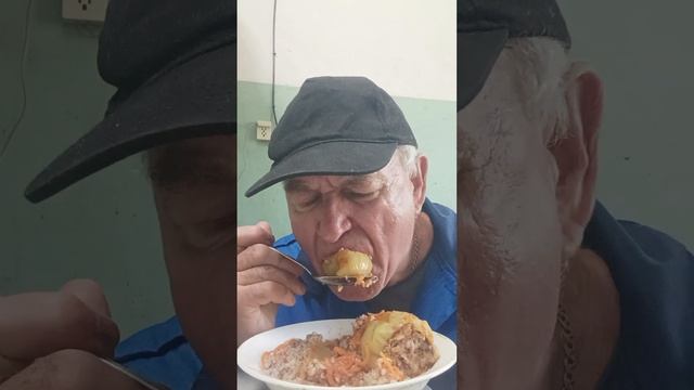 На перекус, фаршированный перец с гречкой. Приятного в смотреть онлайн