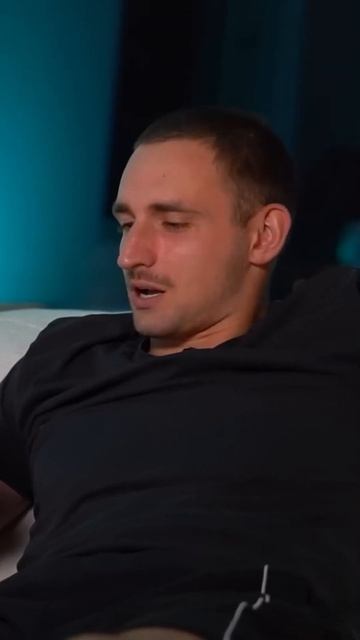 АДЕЛЬ ПРО ЛИТВИНА ЧЕРЕЗ СКОЛЬКО ВРЕМЕНИ ОНА В НЕГО ВЛЮБИЛАСЬ???? #юмор #шортс #shorts #литвин #адел