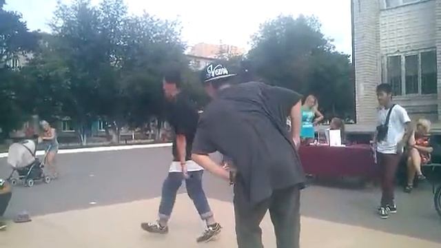 Танцы. На дружбе смотреть онлайн