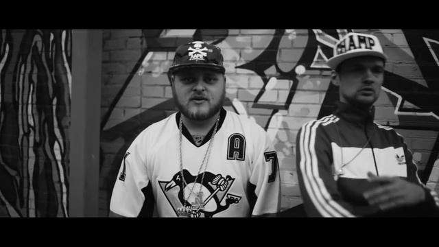 Женщина музыкант и солист cover группы смотреть онлайн