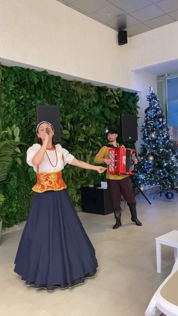 Валенки, валенки, ой, да не подшиты стареньки! #вселенафолк #вселена #валенки #русскаянароднаяпесня