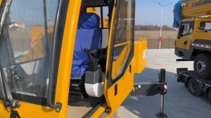 Огляд автокрана LIUGONG LTC250V5 (25 тон) – потужність і надійн