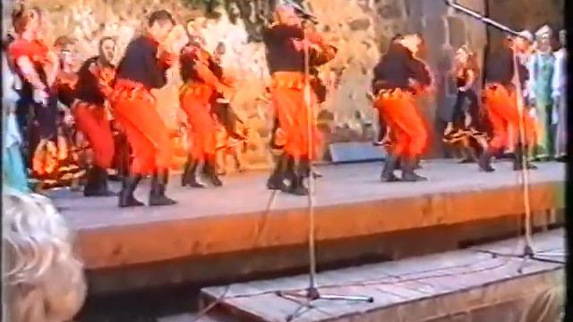 Русская пляска. Германия 2002 г. монастырь Arnsburg. Брестчанка. Brestchanka