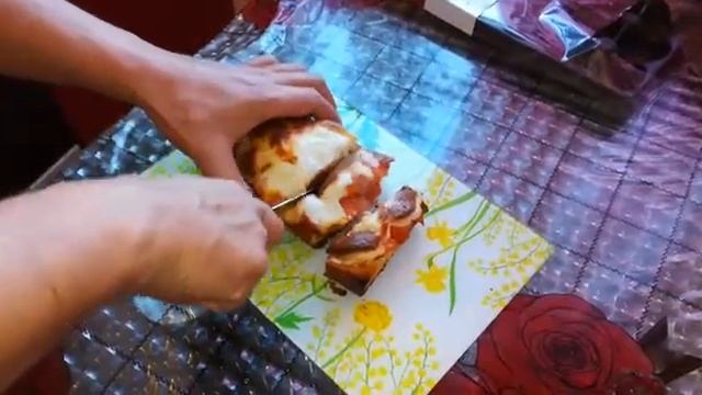батон с мацареллой ( loaf with mozzarella ) смотреть онлайн
