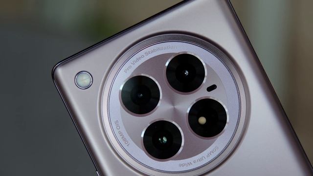 Infinix ZERO 40 и ZERO 40 5G — ДВОЙНОЙ ОБЗОР. Похожи внешне, но хар