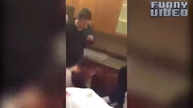 ПРИКОЛЫ С ВЕЧЕРИНОК И РОЗЫГРЫШИ ДРУЗЕЙ СМЕШНО ДО СЛЁЗ смотреть онлайн