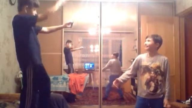 Vlog: Разобьется ли телефон Сахара смотреть онлайн