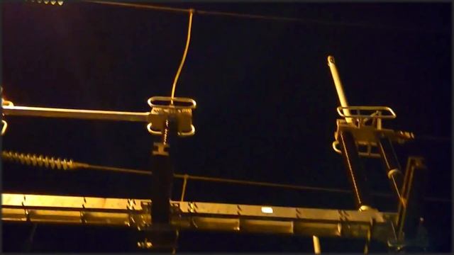 Зарядный ток при включении разъединителя 220 кВ