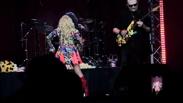 Маша Распутина, сольный концерт «Живи, Страна!», 15.11.2024, смотреть онлайн