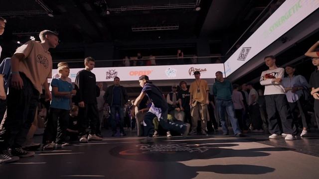 ZloYarik vs BearLinskiy TOP32 Breaking Juniors Нижний Брейк Баттл 2023 смотреть онлайн