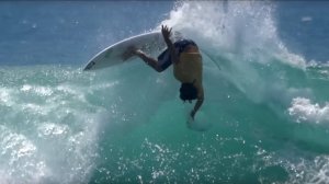 Yago Dora // Surfing