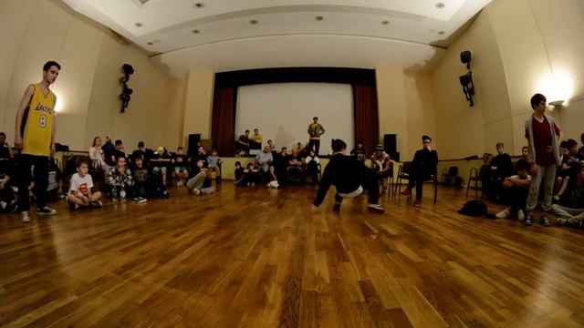 Реп на голове 2012 Хоббит Vs Флай.MOV