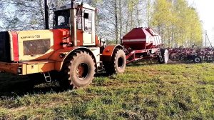 Установка независимой гидросистемы на Кировец-700 для Канадского посевного комплекса Моррис.