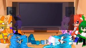 реакция улыбающихся зверят на меме я воскресла мои супер звёзды