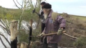 Сваи осмолить отработкой, забить и засаманить  -  получится "пломба".  30. 09.2017