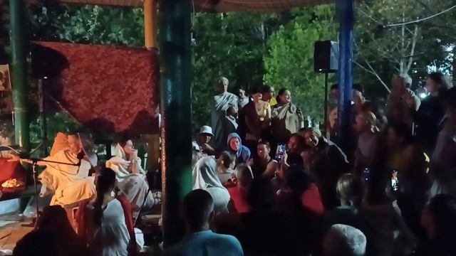 Мондакини матаджи, Садху-санга, беседка Нама-Амрита, 6.09.2023 смотреть онлайн