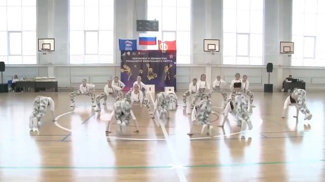 Ева в команде "ВОСХОД" дисциплина чир-хип-хоп. 1 место УРФО смотреть онлайн