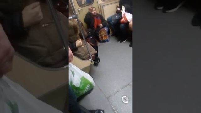 Прикол Киев метро смотреть онлайн
