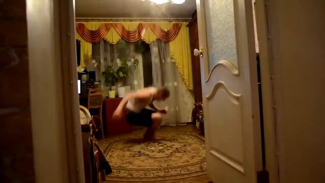 Молдаван пришел в гости