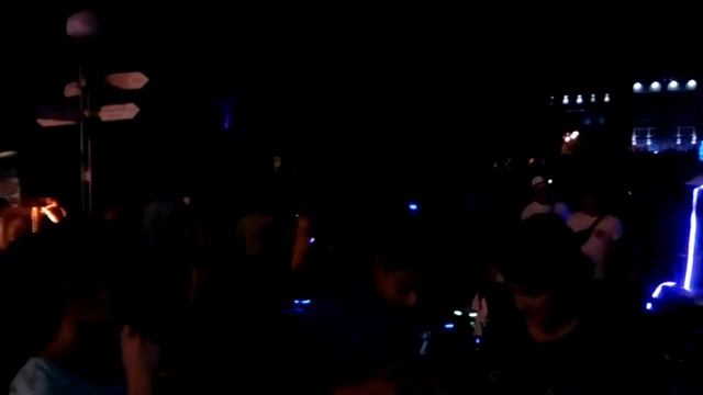 Анапа. 20170816. Ночь. Парк. смотреть онлайн