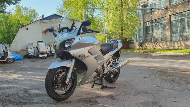 Мотоцикл Yamaha FJR 1300 (арт. 118YC19) 2001 г.в смотреть онлайн
