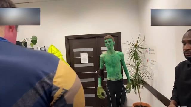 ШОУ «ШКОЛА СУПЕРГЕРОЕВ» (ft. Мафаня, Каша, Лида, Брамо, СБомба, Дэвид, Дерзко, Бебрина, Зеля) смотреть онлайн