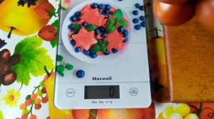 Томат - Черная лакомка .