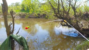 Рыбалка на боковой кивок. ТАКОЙ БОРЬБЫ Я НЕ ЗАБУДУ с КРУПНЯКОМ. Карась на реке в 2025