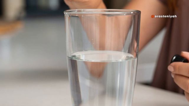 Как Продлить Жизнь Цветам в Вазе 🌸 смотреть онлайн