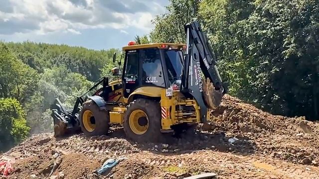 Что лучше Б/У экскаватор-погрузчик из Европы или новый смотреть онлайн