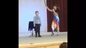 и мальчика я превращаю в зайчика!