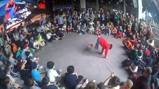 2015.03.01 Казань РЭП на голове студия брейк-данса Sense Of Life Www.breakdance-ufa.ru