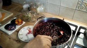 Варенье-желе из чёрной смородины (рецепт)