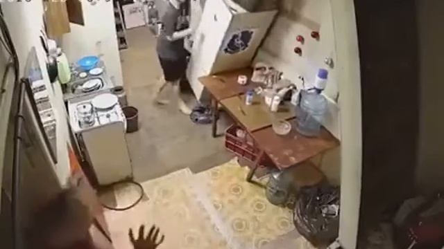 Лучшие приколы с алкашами смотреть онлайн