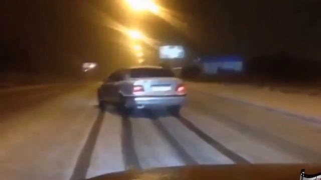 Авто приколы 2015, Прикольные ситуации на дорогах, приколы с видеорегистраторов смотреть онлайн